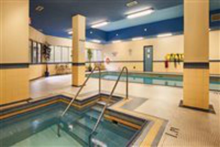 WYNDHAM GARDEN NIAGARA FALLS FALLSVIEW (