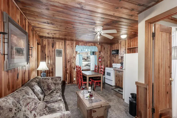 Pine Cabin by Vtrips