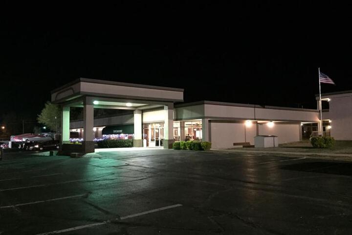 RIVER ROCK INN