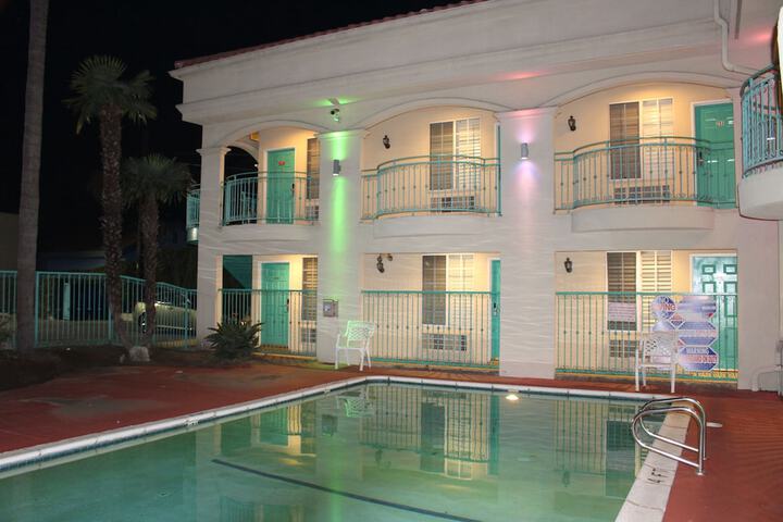 Pool 8 of 51