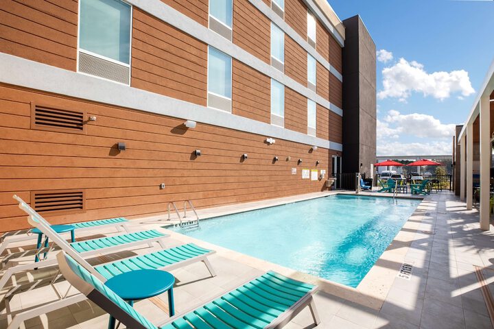 Pool 3 of 26