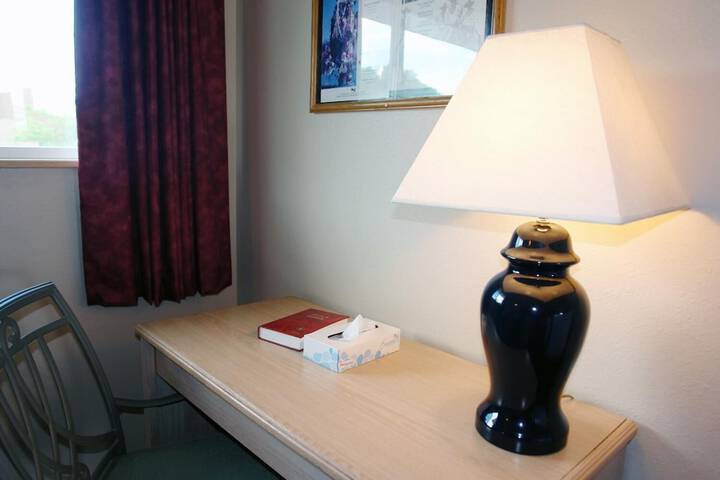 Room 27 of 49