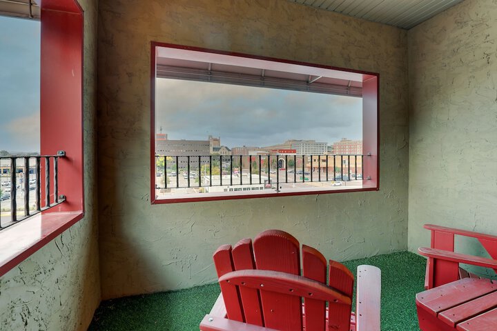 Room 21 of 56
