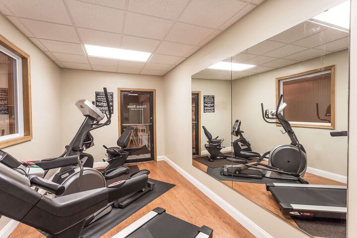 Super 8 by Wyndham Gallipolis Pt Pleasant Area