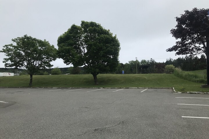 Property Grounds 17 of 18