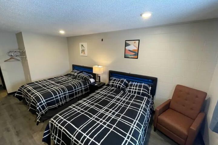 Room 16 of 24