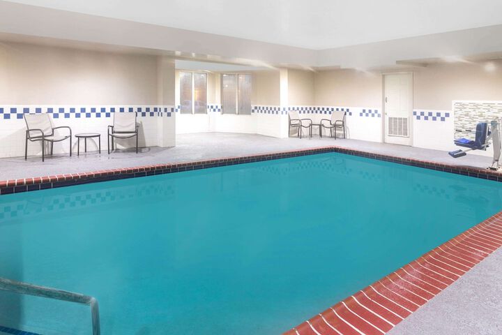 Pool 4 of 41
