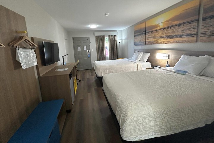 Days Inn by Wyndham Royston