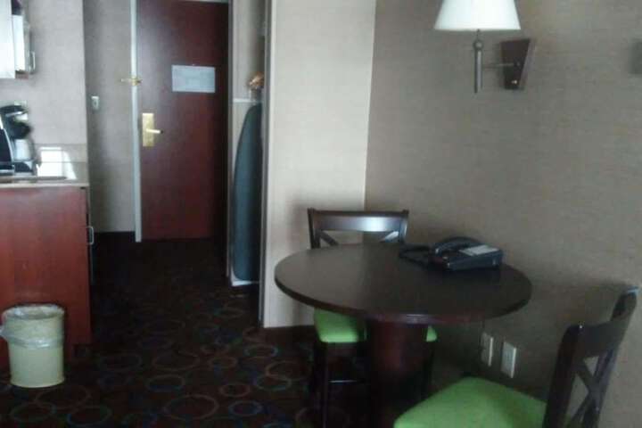 Room 27 of 53