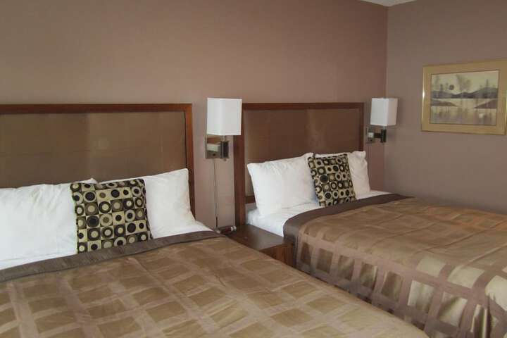 Room 26 of 40