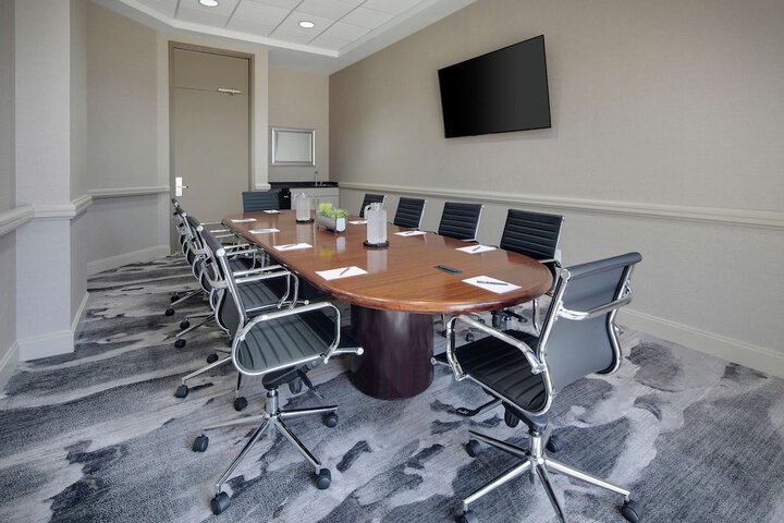 Embassy Suites by Hilton Detroit Troy Auburn Hills