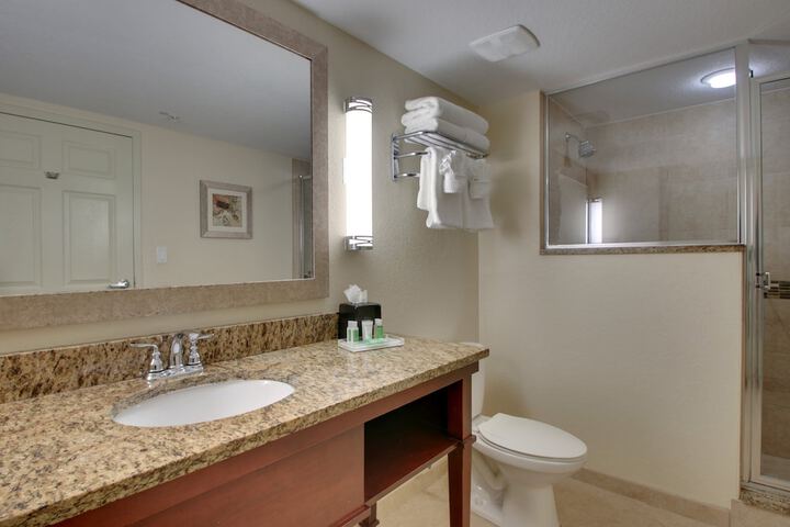 Room 63 of 119