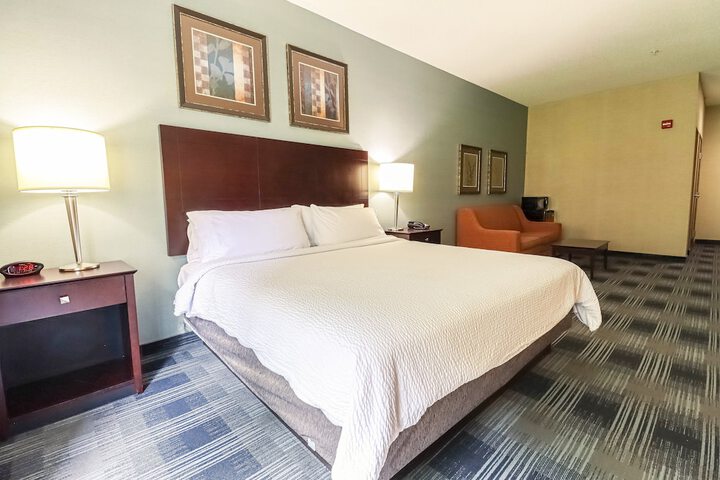 Room 65 of 80