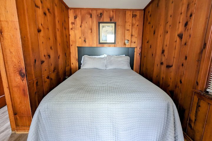 Room 37 of 140