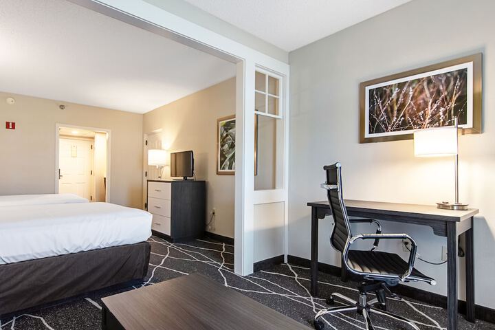 Room 28 of 41