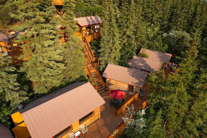 Denali Crows Nest Cabins