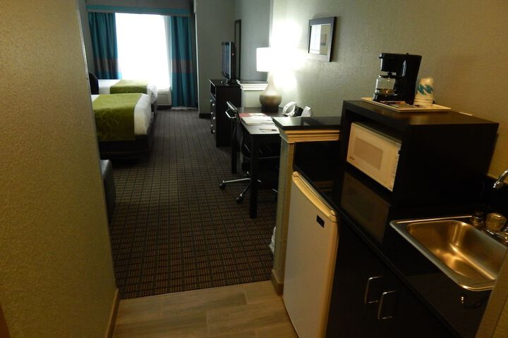 Room 34 of 61