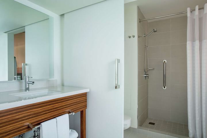 Grand Naniloa Hotel Hilo - a Doubletree by Hilton