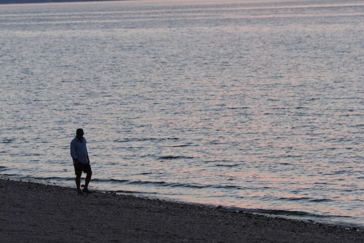 Tides Motor Inn at Stehli Beach