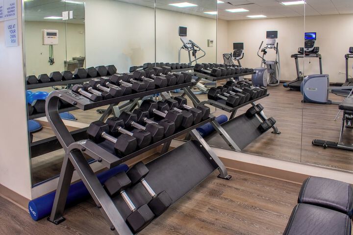 Holiday Inn Express & Suites Yorkville by IHG