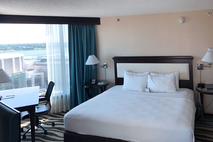 Room 48 of 68