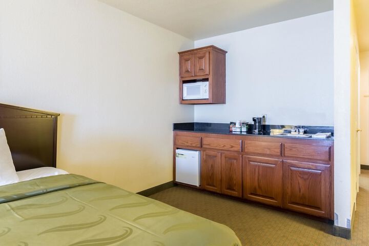 Room 42 of 48