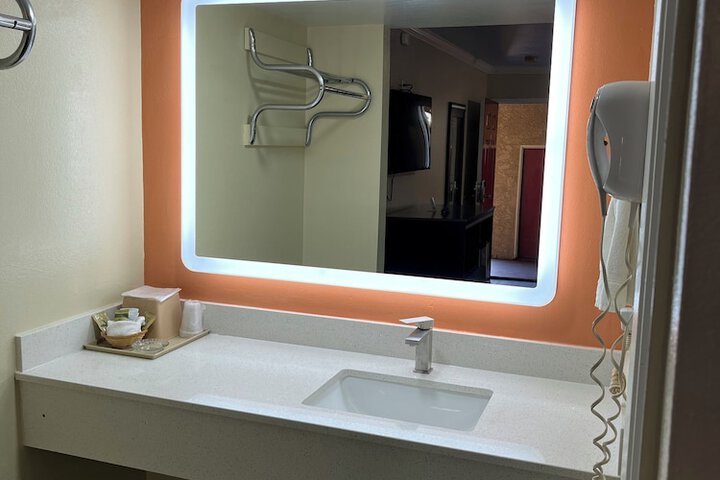 Rivera Inn & Suites Motel Pico Rivera