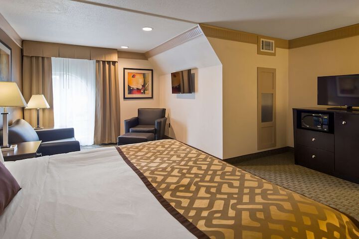 Room 30 of 56