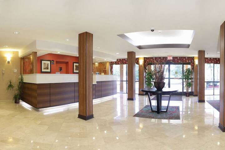 Hotel Interior 7 of 31