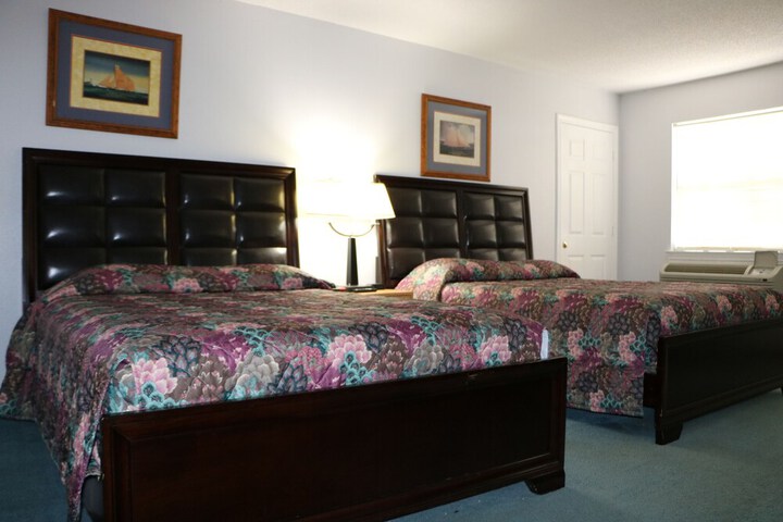Room 38 of 62