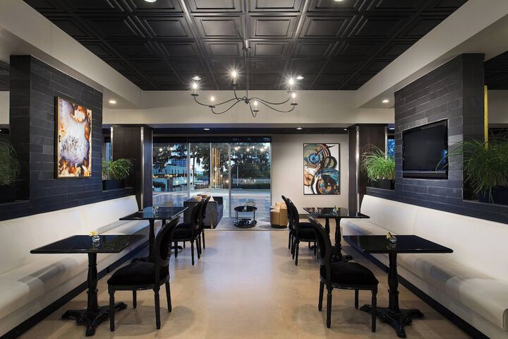 Hotel Duval Autograph Collection