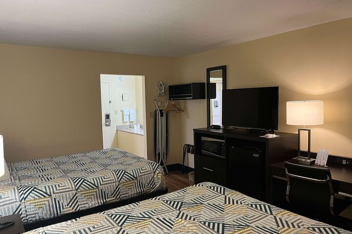 Room 22 of 33