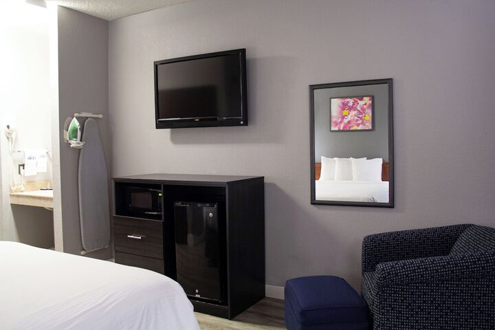 Room 22 of 45