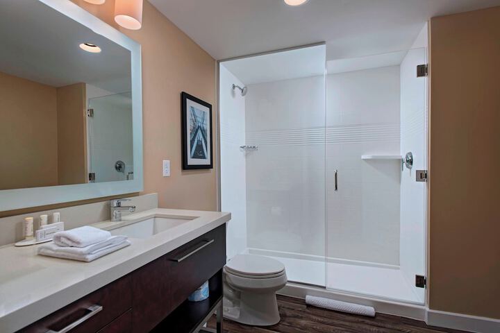 Room 12 of 21