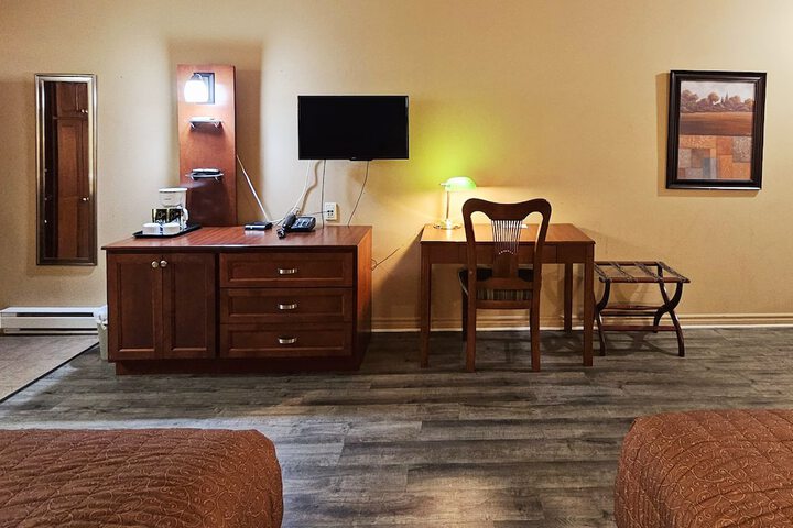 Room 41 of 84