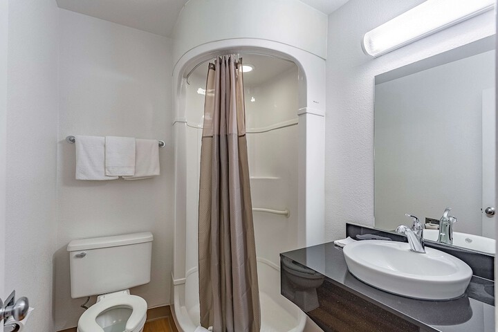 Room 12 of 29