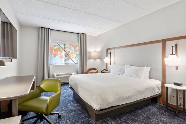 Room 19 of 29