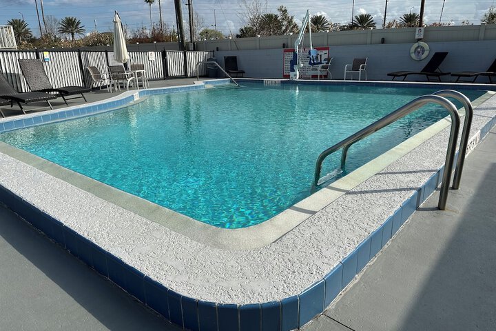 Pool 8 of 65