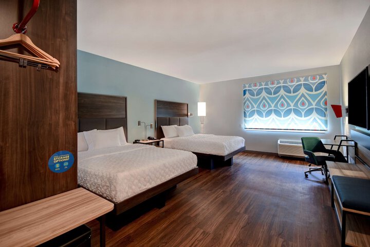 Room 27 of 45