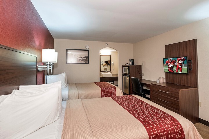 Room 21 of 32