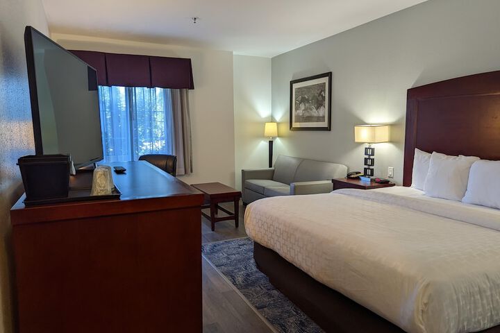 Room 16 of 35