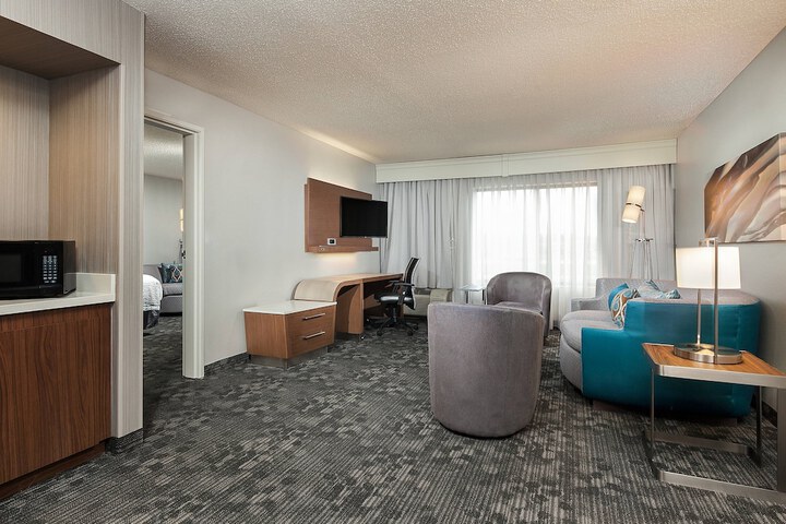 Courtyard by Marriott Dallas Mesquite