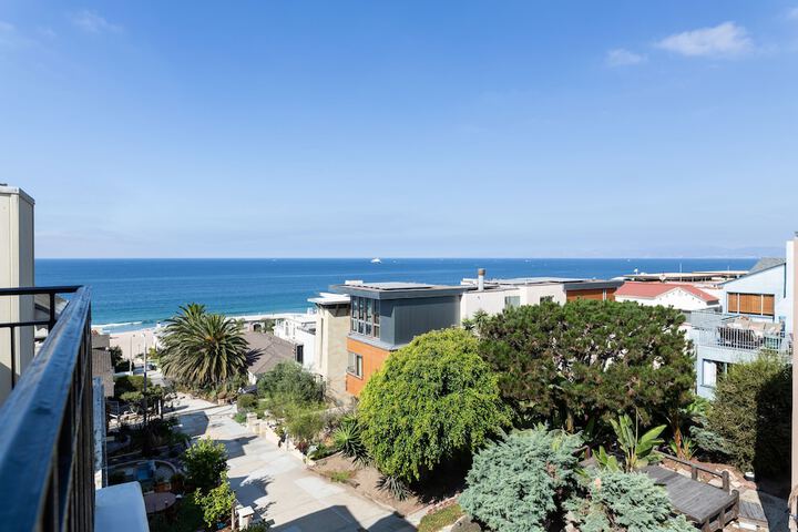 Sea View Inn at the Beach