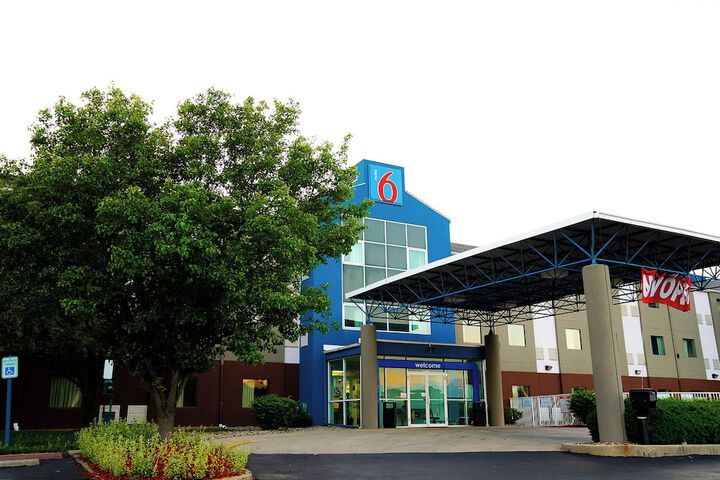 Motel 6 Caseyville IL - Caseyville Il