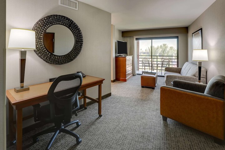 Room 17 of 80