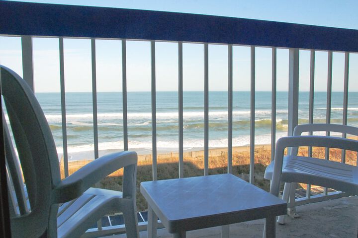 Holiday Inn Express Nags Head Oceanfront by IHG