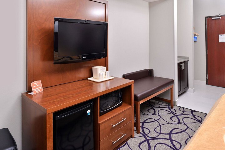 Comfort Inn & Suites Frisco - Plano