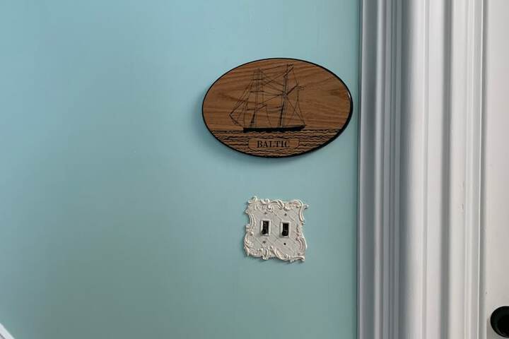 Room 25 of 52