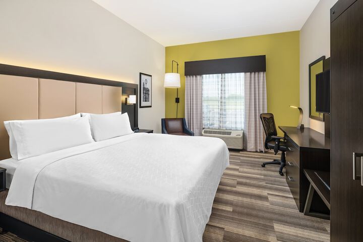 Room 28 of 56