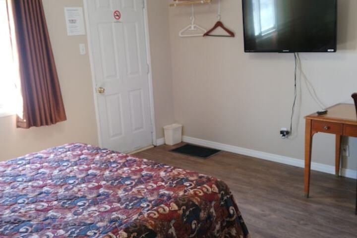 Room 50 of 57